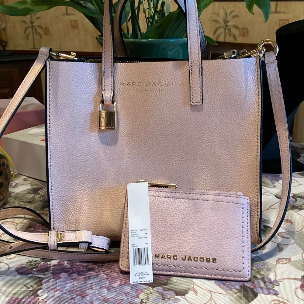 MARC JACOB CROSSBODY BAG WALLET AND PINK POMPOM TAG WITH WALLET BAG TAG LOST - Picture 5 of 17